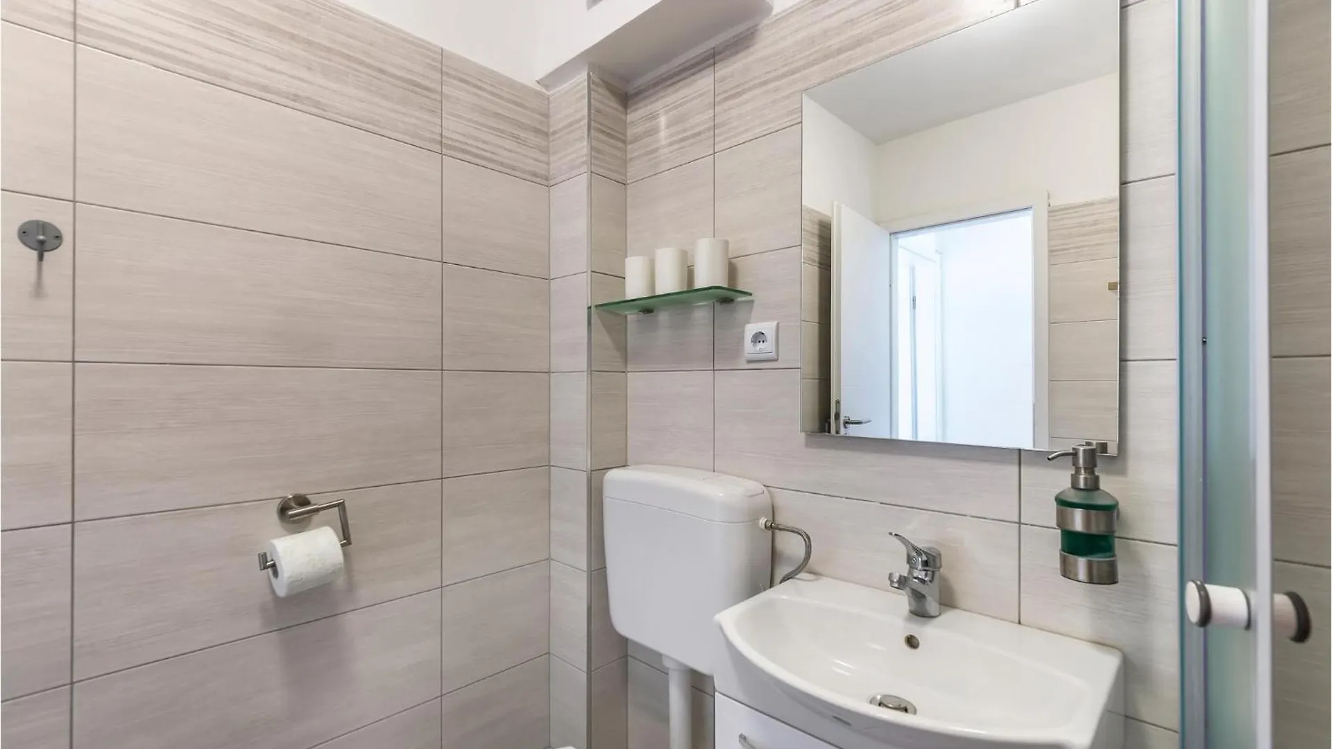 Lovely Home In Cervar Porat With Wifi 0*, Cervar-Porat