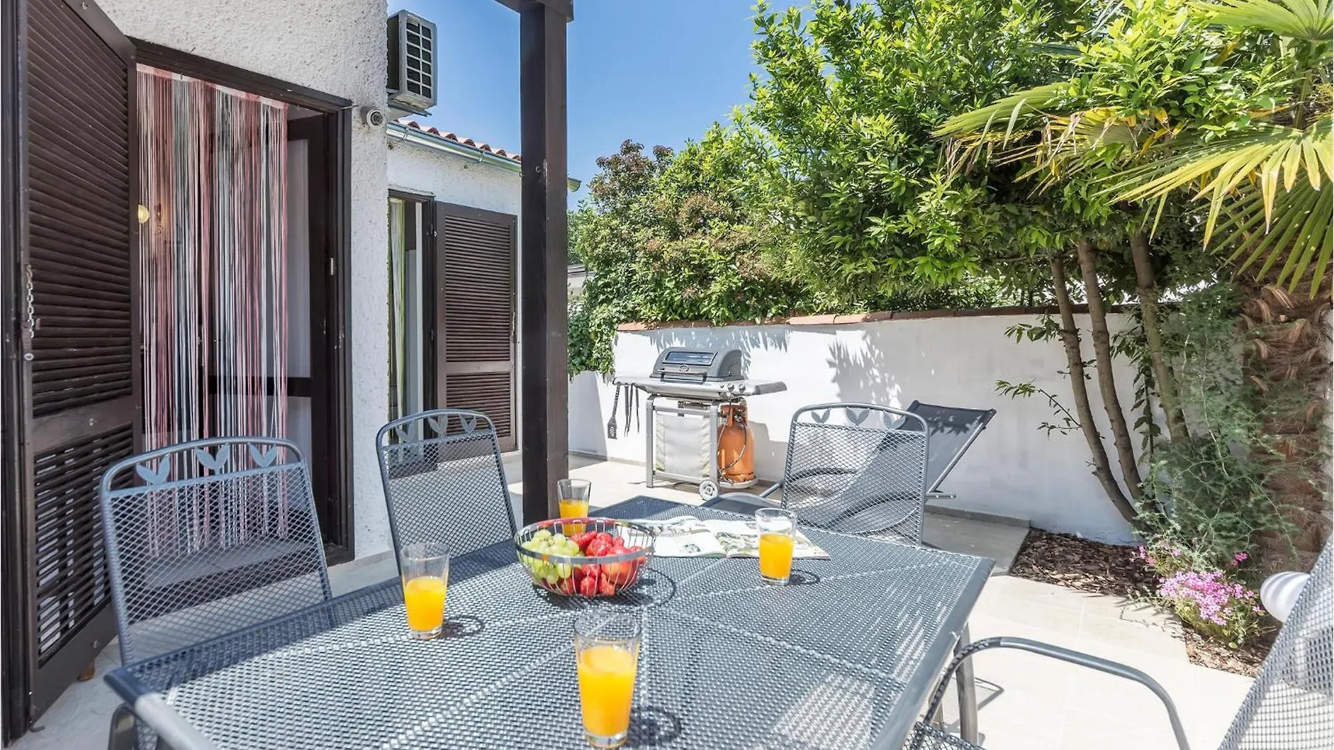 Lovely Home In Cervar Porat With Wifi