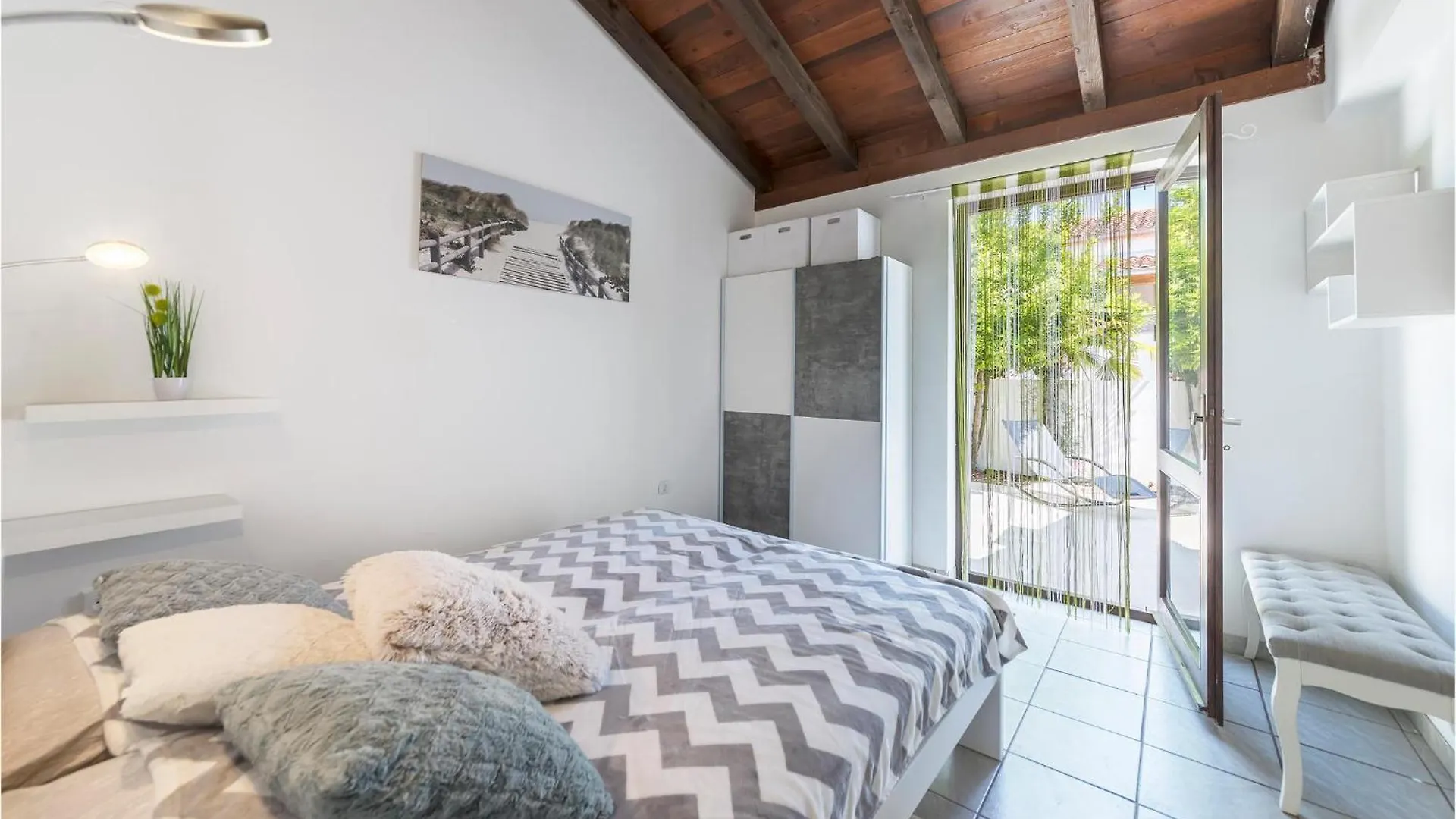 Lovely Home In Cervar Porat With Wifi 0*, Červar-Porat